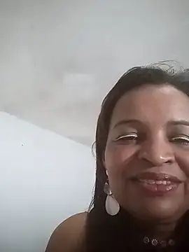 Snapshot of _violetta_- chatting on 02.15.25 violetta - online show from 02.15.25