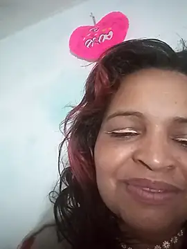 Snapshot of _violetta_- chatting on 02.17.25 violetta - online show from 02.17.25