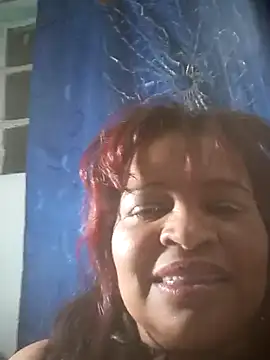 Snapshot of _violetta_- chatting on 02.24.25 violetta - online show from 02.24.25