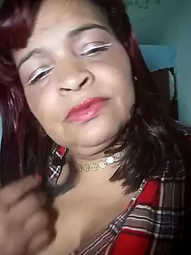 Snapshot of _violetta_- chatting on 02.25.25 violetta - online show from 02.25.25
