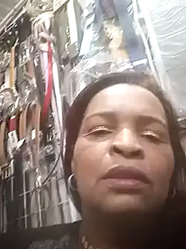 Snapshot of _violetta_- chatting on 02.27.25 violetta - online show from 02.27.25