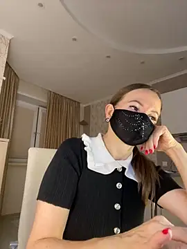 MilfeaN online show from 11.17.25