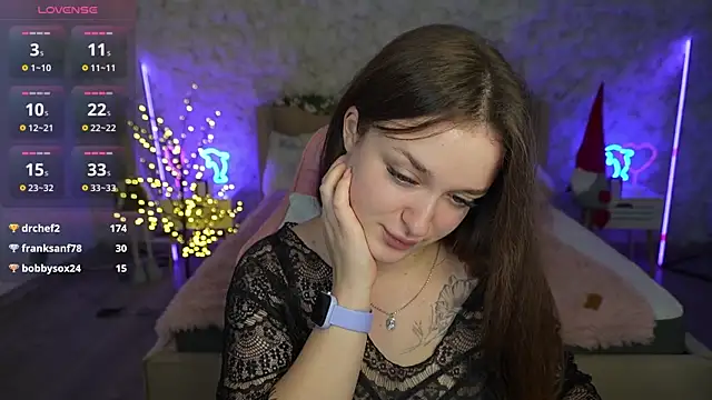 DonnaLustt online show from 01.10.25