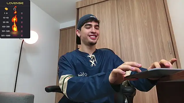 zenn rush1 online show from 12.30.24