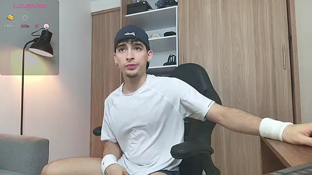 zenn rush1 online show from 02.15.25