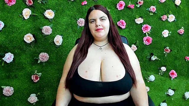 Huge Titties  online show from 03.01.25