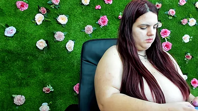 Huge Titties  online show from 03.20.25