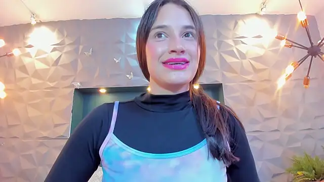 LaurenJhonsonn online show from 01.06.25