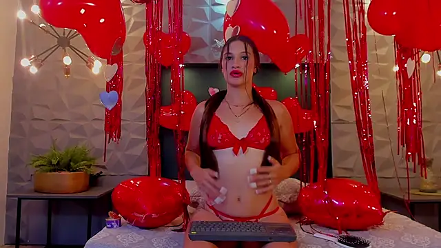 LaurenJhonsonn online show from 02.15.25
