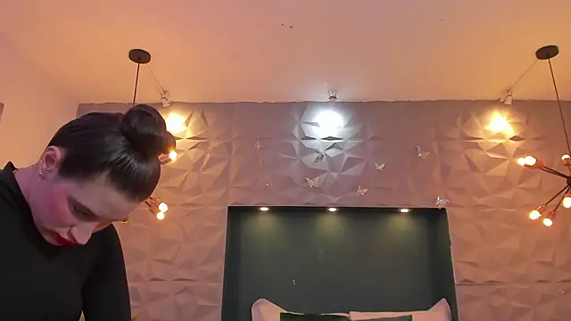 LaurenJhonsonn online show from 03.17.25