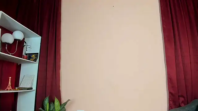 Snapshot of Im_zaraa chatting on 09.12.25 Im zaraa online show from 09.12.25