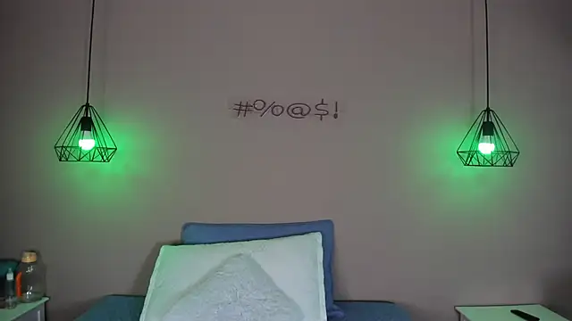 Snapshot of EstefaniaVelez_ chatting on 12.21.24 EstefaniaVelez online show from 12.21.24