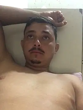 isacalejandroo online show from 02.22.26