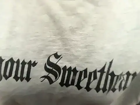 Snapshot of MissSwitch chatting on 12.06.24 MissSwitch online show from 12.06.24