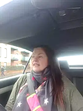 Snapshot of 420Curvybabe chatting on 02.04.25 420Curvybabe online show from 02.04.25