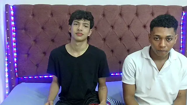 Snapshot of boys_yourparty chatting on 12.12.24 boys yourparty online show from 12.12.24