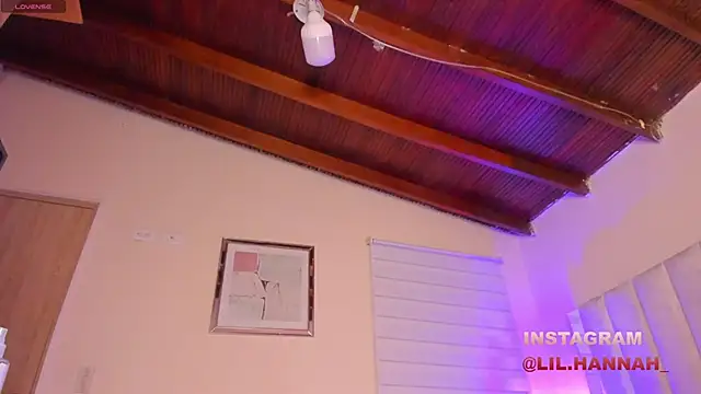 lil hanna18 online show from 12.15.24