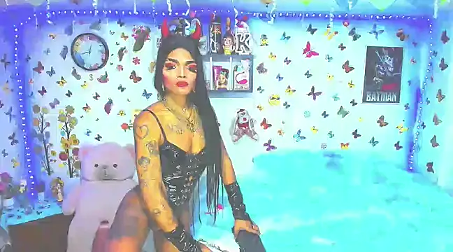 Snapshot of marianaoficial249701 chatting on 03.11.25 marianaoficial249701 online show from 03.11.25