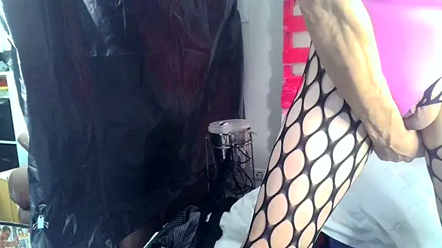 SissyJamie123 online show from 04.12.26