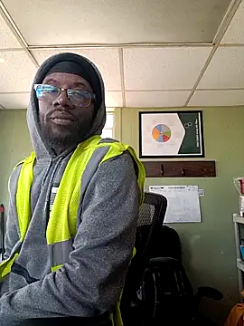 Snapshot of Txdarkmeat74 chatting on 11.28.25 Txdarkmeat74 online show from 11.28.25