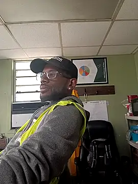 Snapshot of Txdarkmeat74 chatting on 02.25.26 Txdarkmeat74 online show from 02.25.26