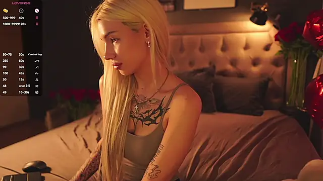 LolaStifler online show from 02.16.25