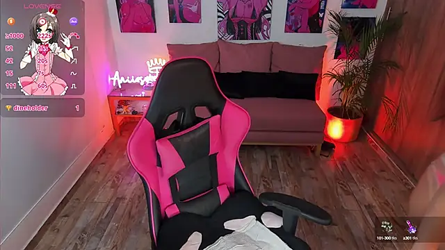 Snapshot of annieesweett chatting on 02.21.25 annieesweett online show from 02.21.25