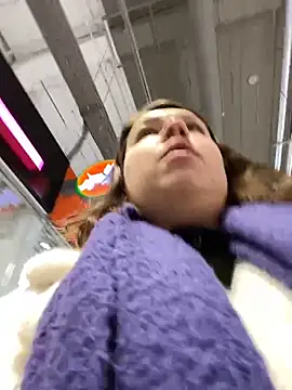 SuzieMurray online show from 12.04.24