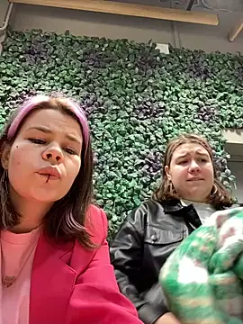 SuzieMurray online show from 02.14.25