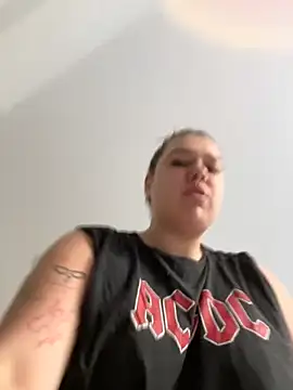 SuzieMurray online show from 09.27.25