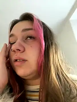 SuzieMurray online show from 10.03.25