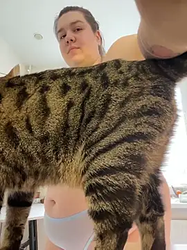 SuzieMurray online show from 04.15.26