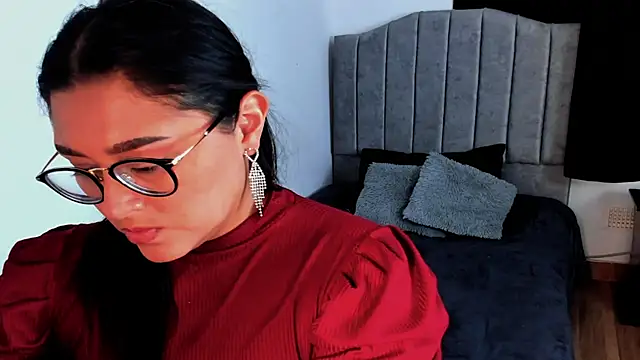 lorymoon online show from 02.18.25