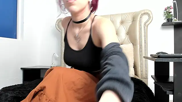 AlexaFoxy18 online show from 12.29.24