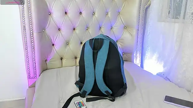 AlexaFoxy18 online show from 10.01.25