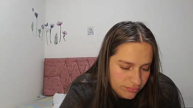 Snapshot of Serenity chatting on 10.31.25 Serenity online show from 10.31.25