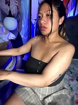 Im Little online show from 12.02.24