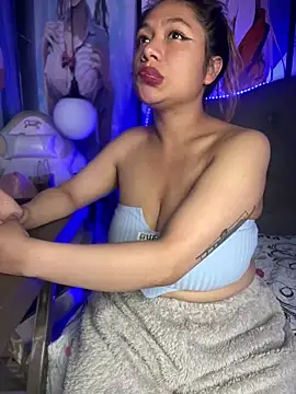 Im Little online show from 12.06.24