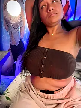 Im Little online show from 09.26.25