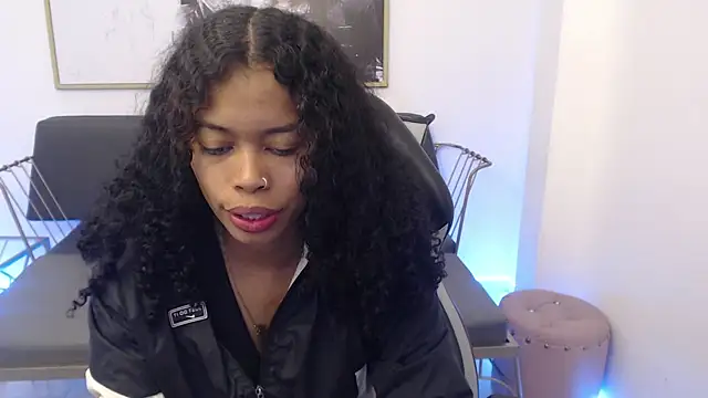 Shenna brunette  online show from 12.02.24