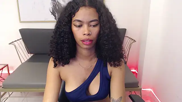 Shenna brunette  online show from 12.16.24