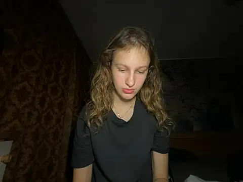 Snapshot of Eva_Angel3 chatting on 09.19.25 Eva Angel3 online show from 09.19.25