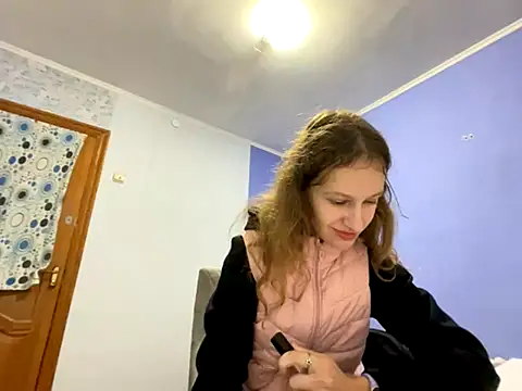 Snapshot of Eva_Angel3 chatting on 09.28.25 Eva Angel3 online show from 09.28.25