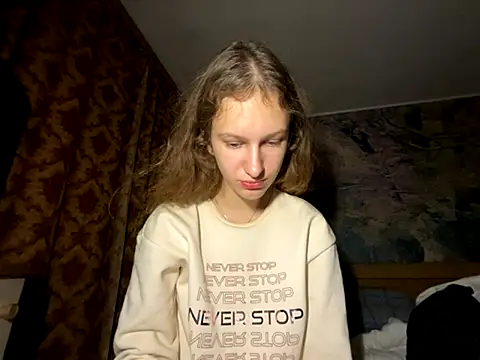 Snapshot of Eva_Angel3 chatting on 10.03.25 Eva Angel3 online show from 10.03.25