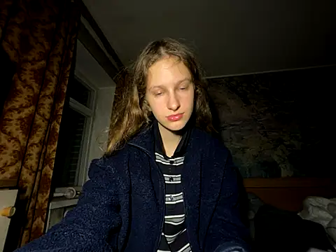 Snapshot of Eva_Angel3 chatting on 10.05.25 Eva Angel3 online show from 10.05.25