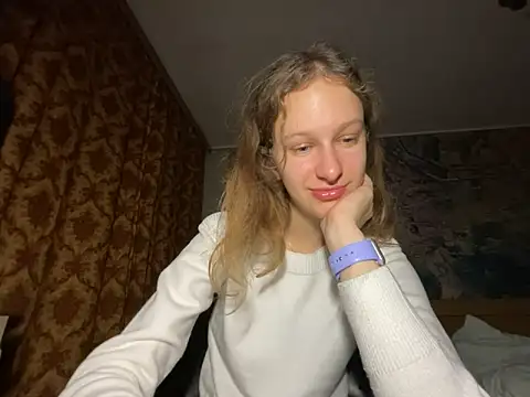 Snapshot of Eva_Angel3 chatting on 10.23.25 Eva Angel3 online show from 10.23.25