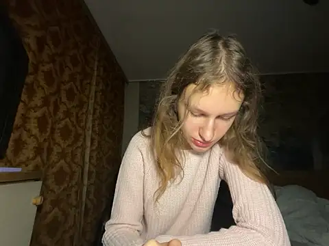 Snapshot of Eva_Angel3 chatting on 10.25.25 Eva Angel3 online show from 10.25.25