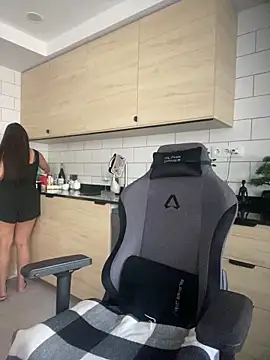 brazilianbbinuk online show from 10.07.25