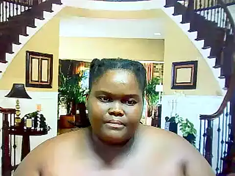 Snapshot of EbonyHotBuns chatting on 02.12.25 EbonyHotBuns online show from 02.12.25