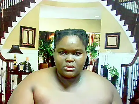 Snapshot of EbonyHotBuns chatting on 02.19.25 EbonyHotBuns online show from 02.19.25